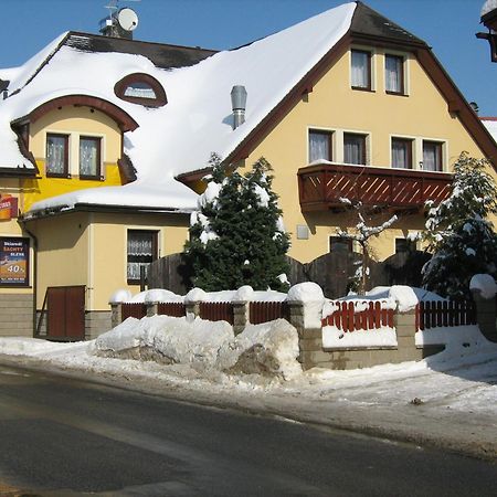 Penzion Albina - Restaurace Vysoké nad Jizerou Exterior foto