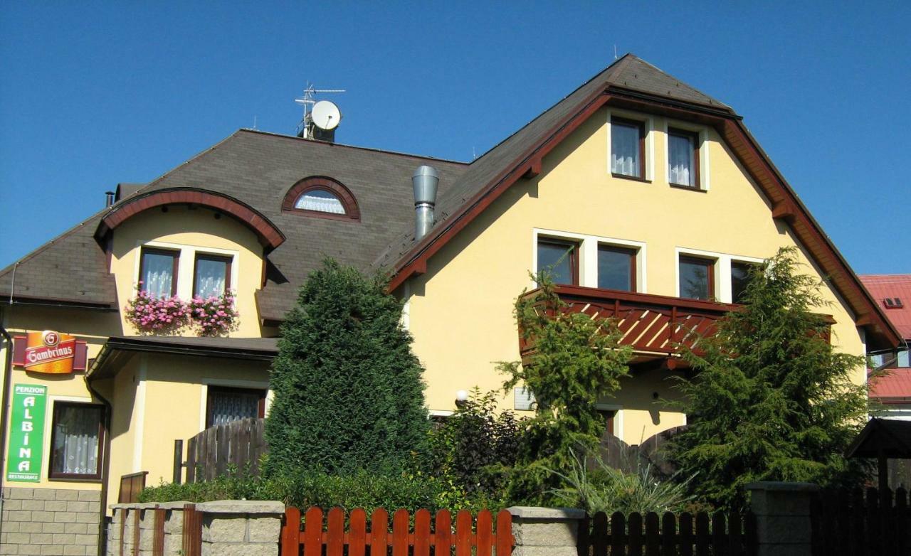 Penzion Albina - Restaurace Vysoké nad Jizerou Exterior foto
